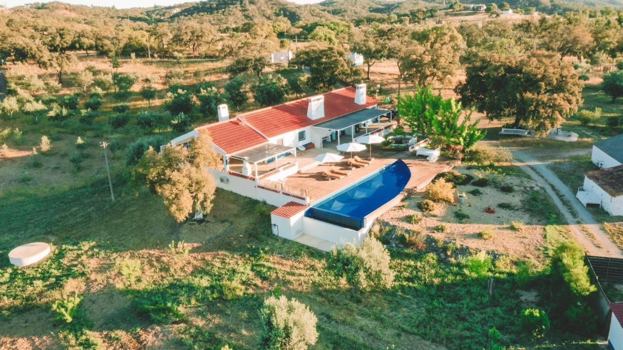 The Blue House Valley Грандола Екстер'єр фото